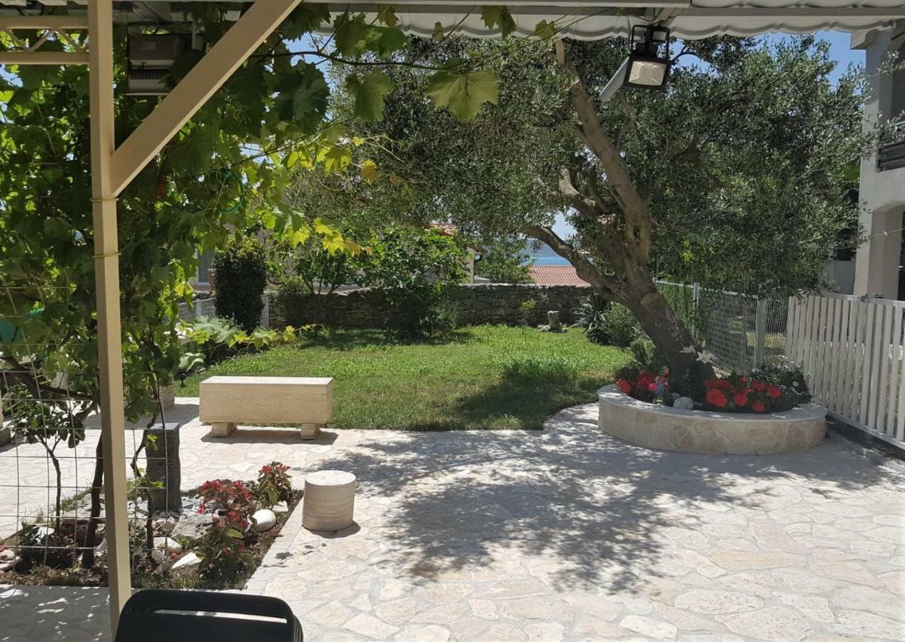 Apartment Maslenica, Near Zadar Bagian luar foto